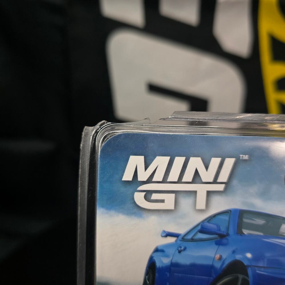 Mini GT 1/64 Skyline GT-R R34 V-Spec Bayside Blue #759 PKG CRACK